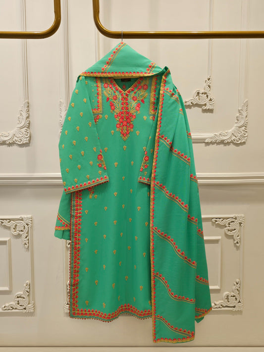 3 Piece - Embroidered Khaddar Suit S112723